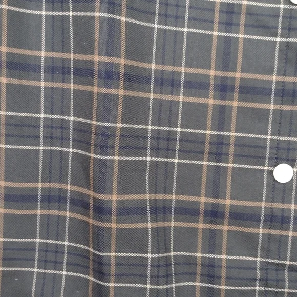 St. John's Bay Green Plaid Casual Button Down Shirt - Picture 3 of 4